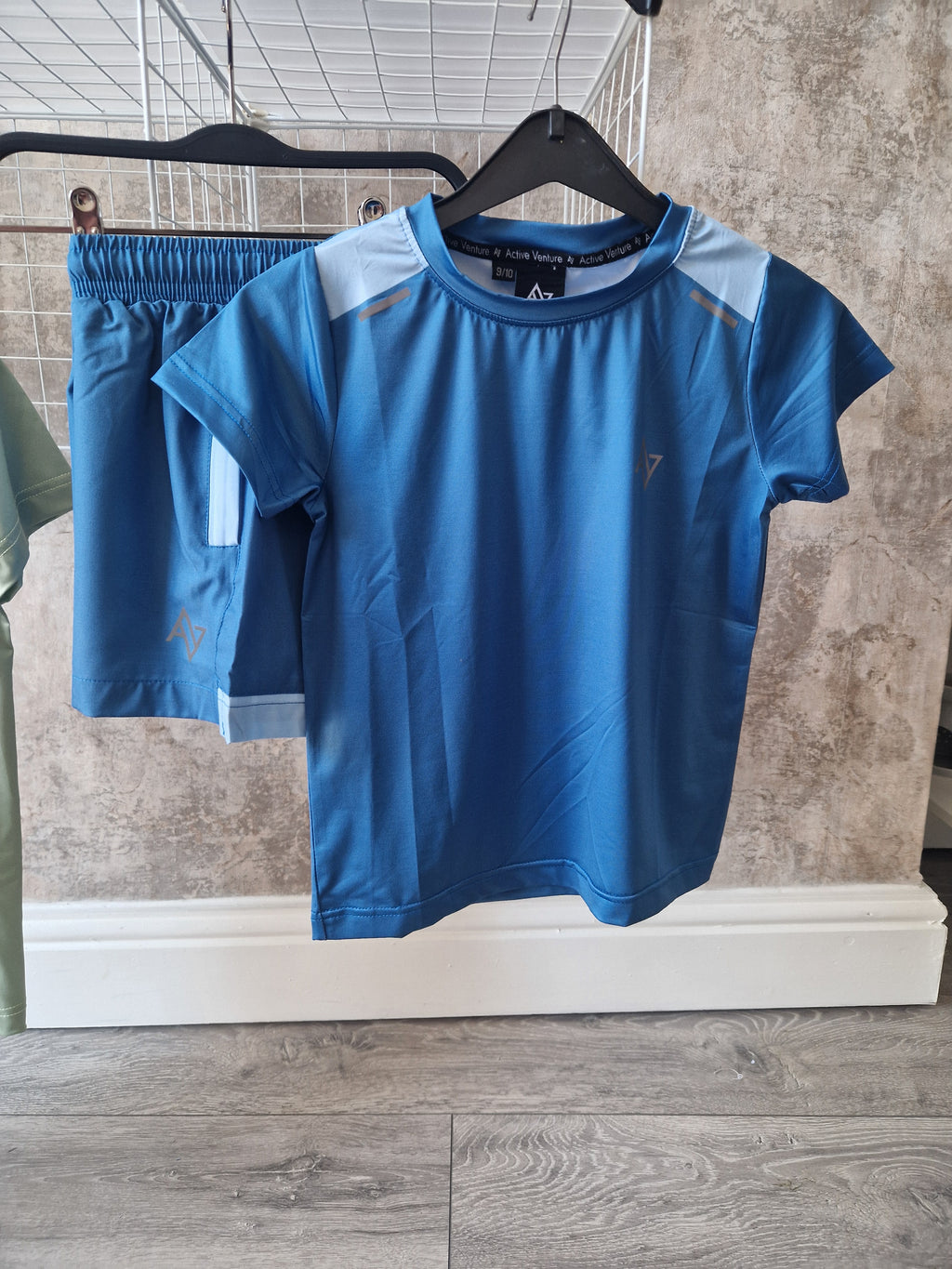 Boys Hydro Windbreaker Set